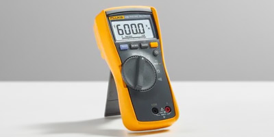 03-Fluke-Multimeters